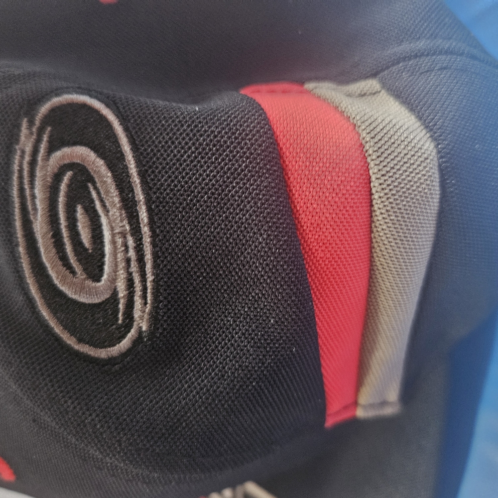 Black and Red Embroidered Cap - Picture 5 of 9